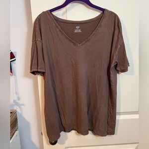 Aerie vneck tshirt